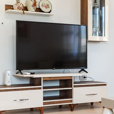 Apartment Hometown 2 By Pikhost