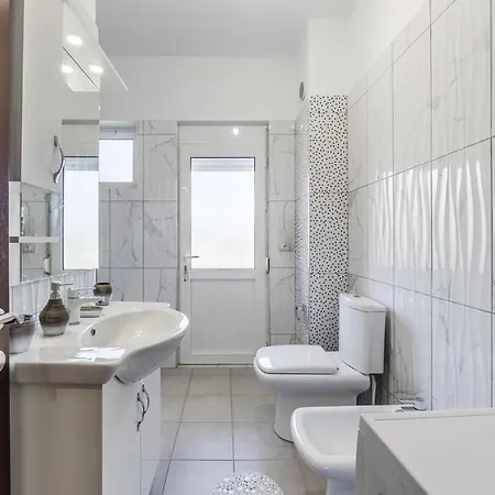 Hometown 2 By Pikhost Gjirokastër