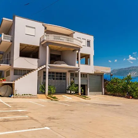 Hometown 2 By Pikhost Апартаменты