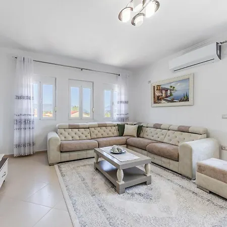 شقة Hometown 2 By Pikhost *