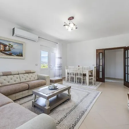 Hometown 2 By Pikhost