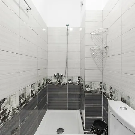 Апартаменты Hometown 2 By Pikhost Гирокастра