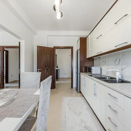 Castle Serenity Home 3Br With Free Parking By Pikhost *